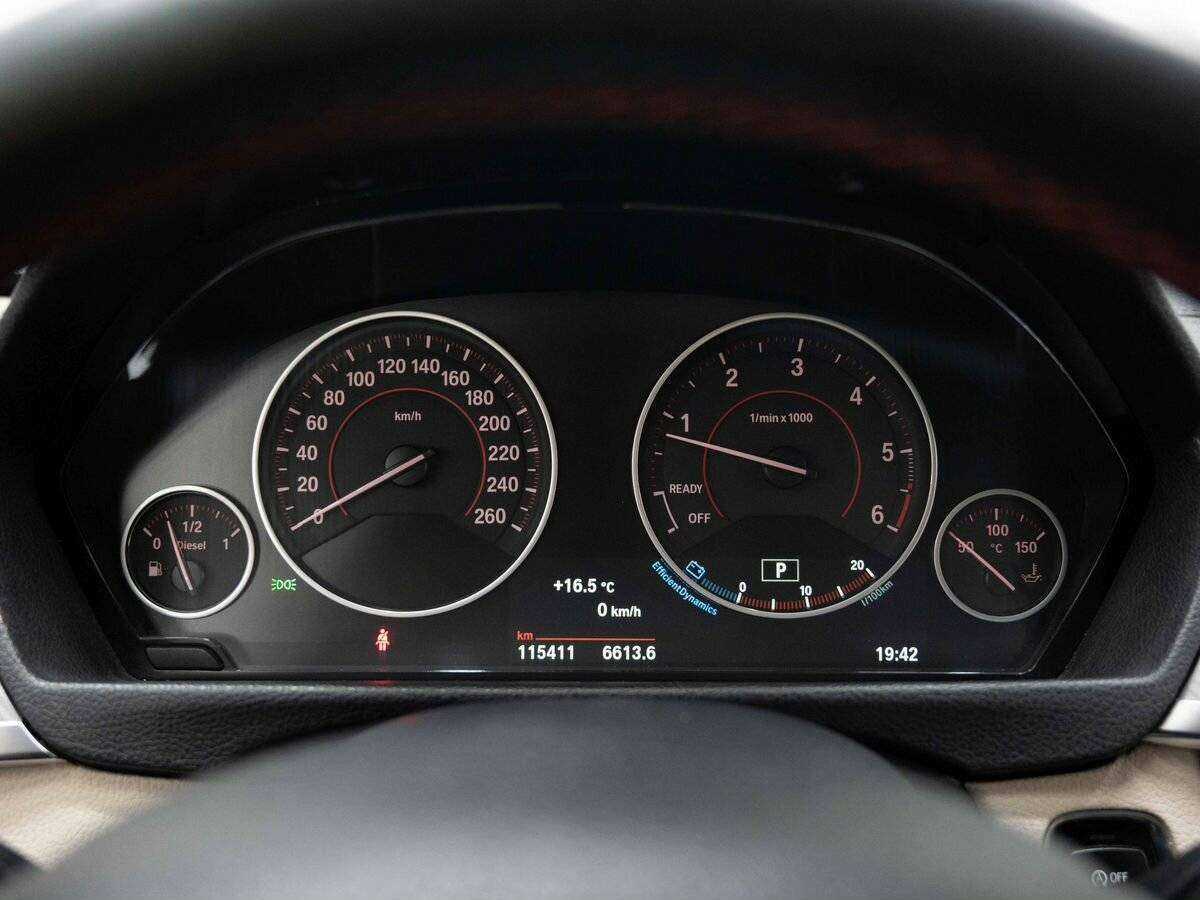 BMW 3 серии 320d xDrive, 2018 Фото №17