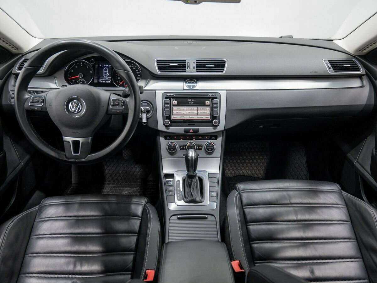 Volkswagen Passat CC, 2012 Фото №10