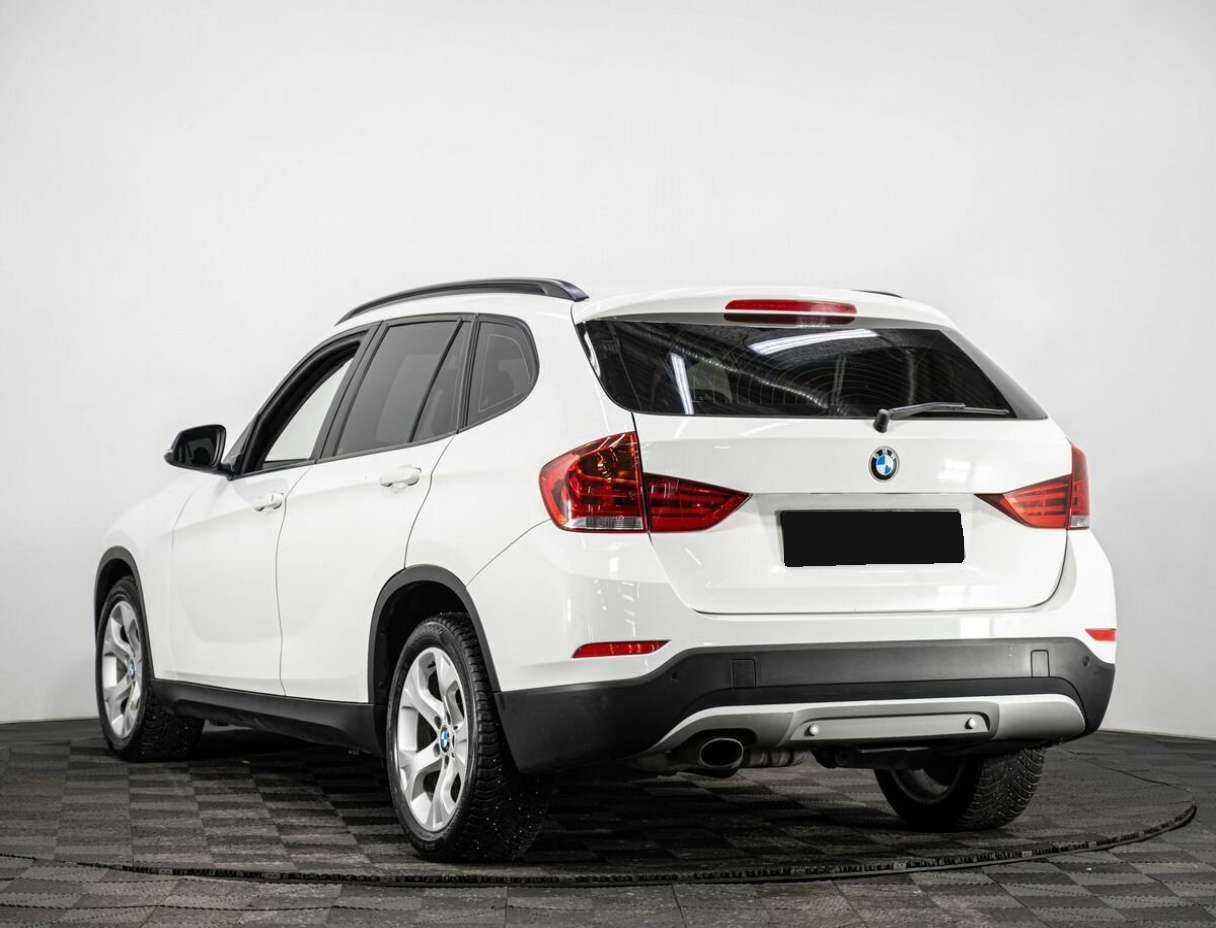 BMW X1 18i, 2013 Фото №4