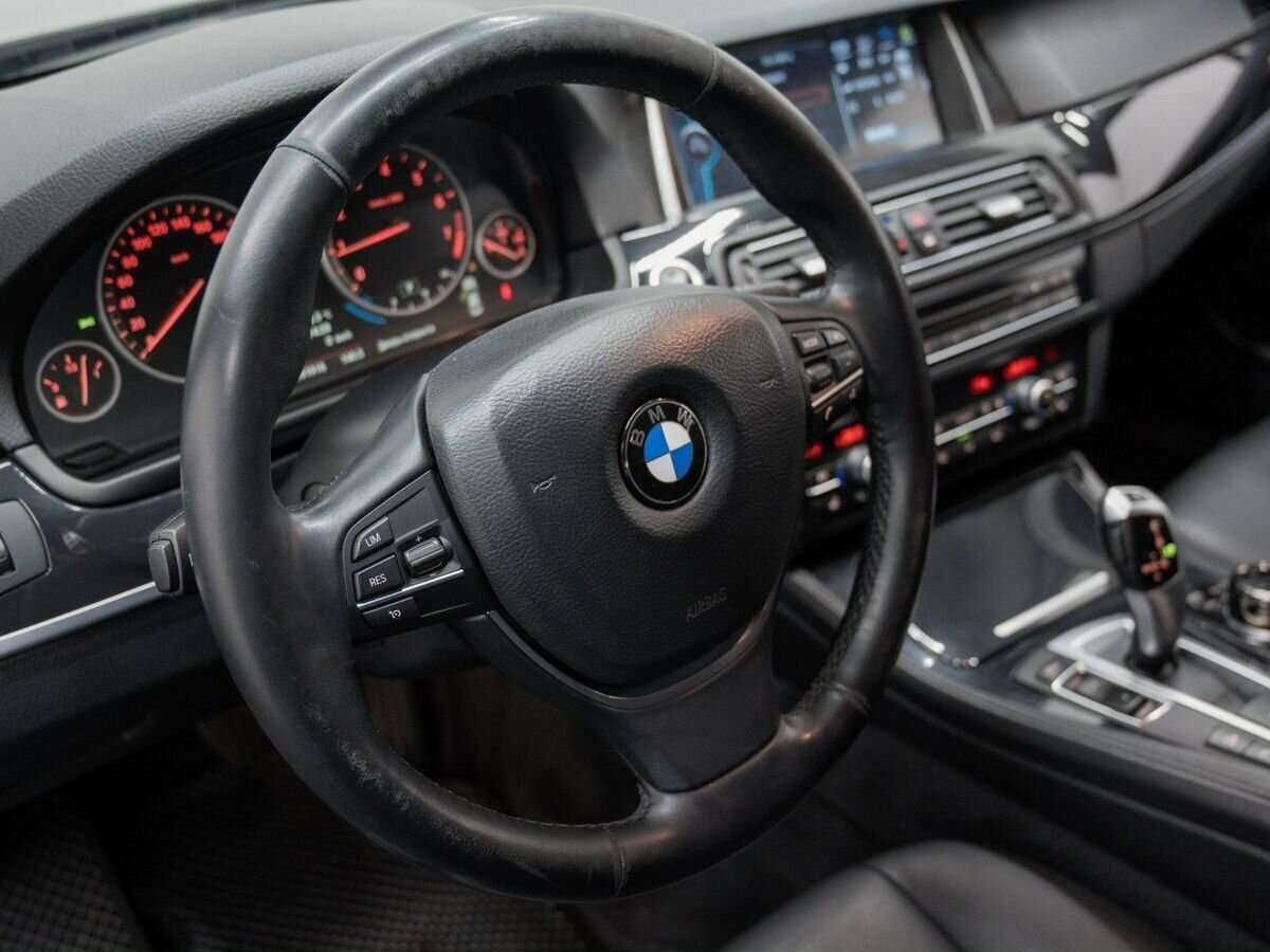 BMW 5 серии 528i xDrive, 2013 Фото №15