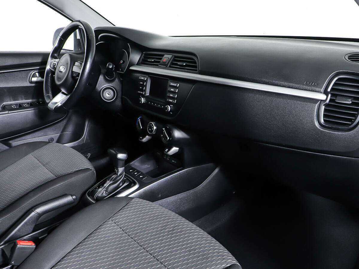Kia Rio X-Line, 2018 Фото №9