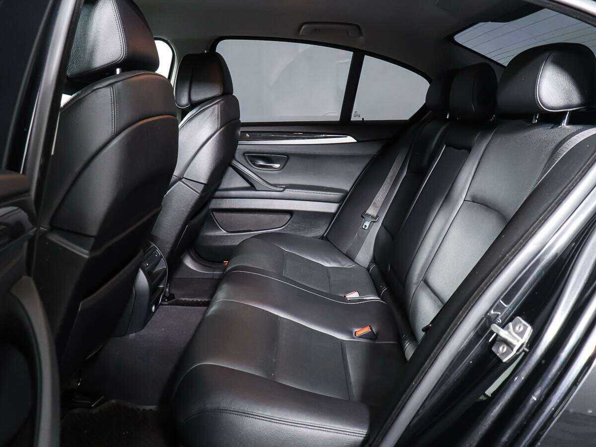 BMW 5 серии 530d xDrive, 2012 Фото №10