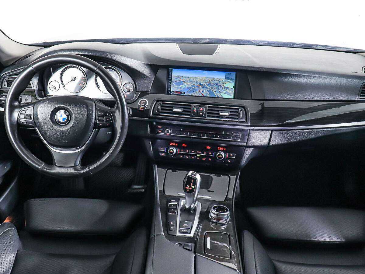 BMW 5 серии 530d xDrive, 2012 Фото №11