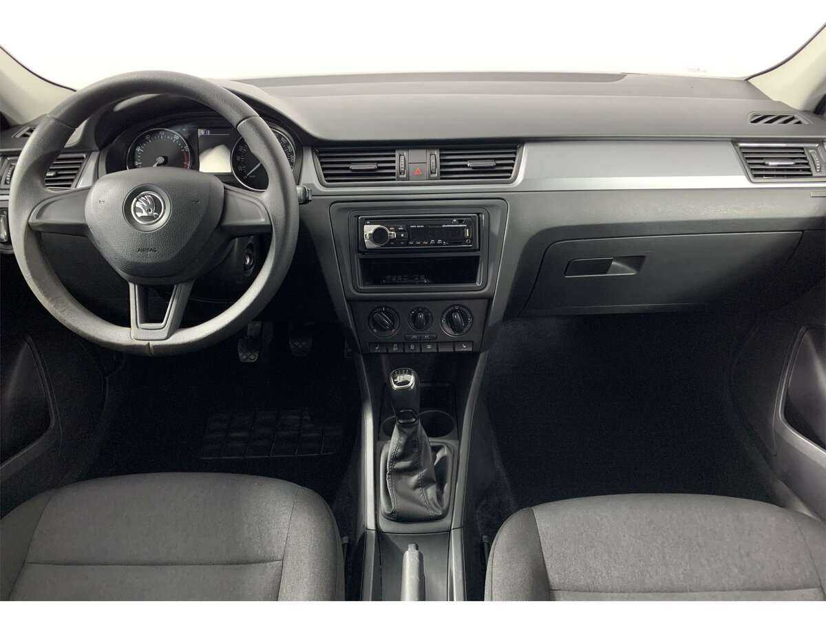 Skoda Rapid, 2017 Фото №14