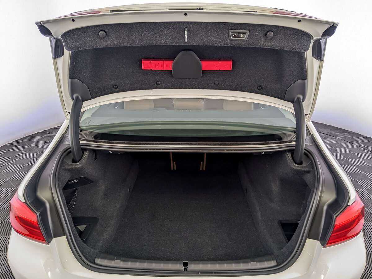 BMW 5 серии 520d xDrive, 2017 Фото №10