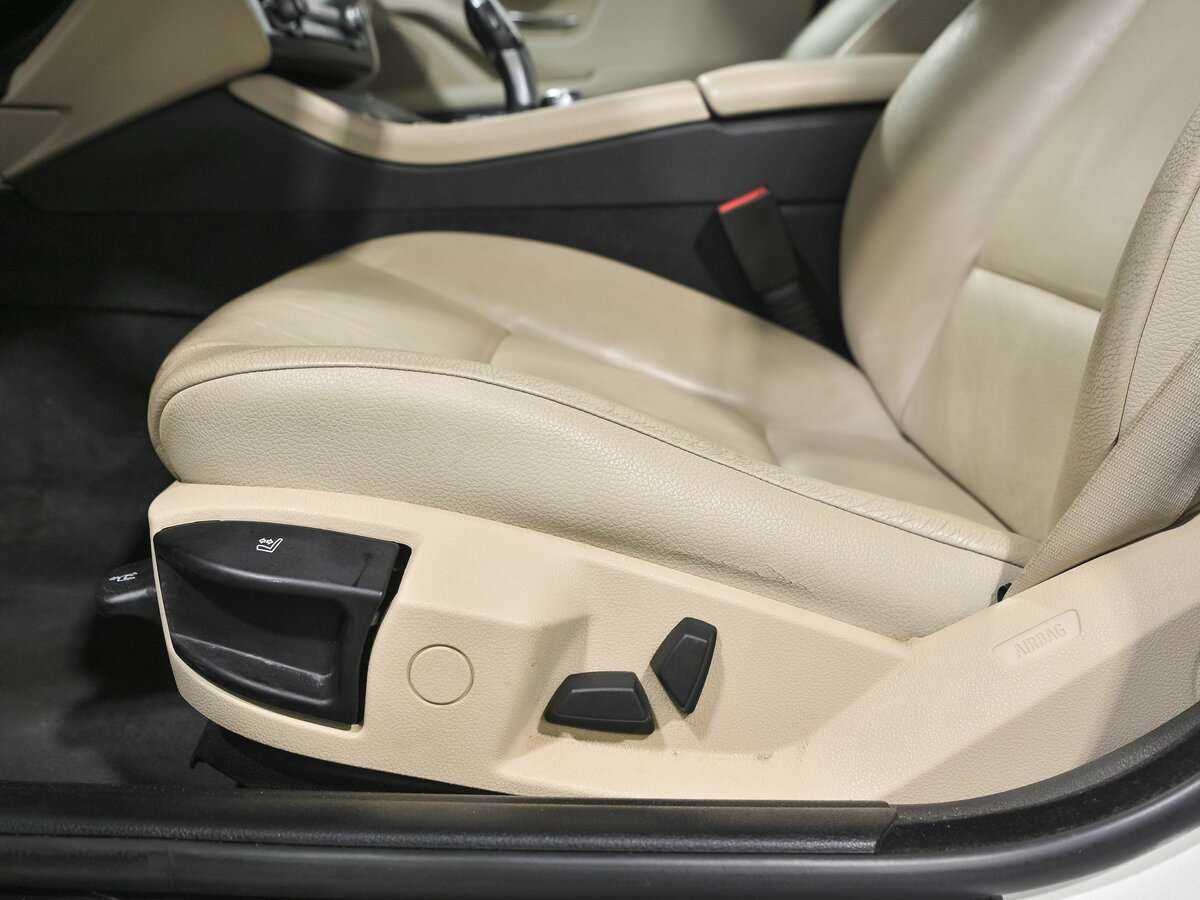 BMW 5 серии 525d xDrive, 2013 Фото №18