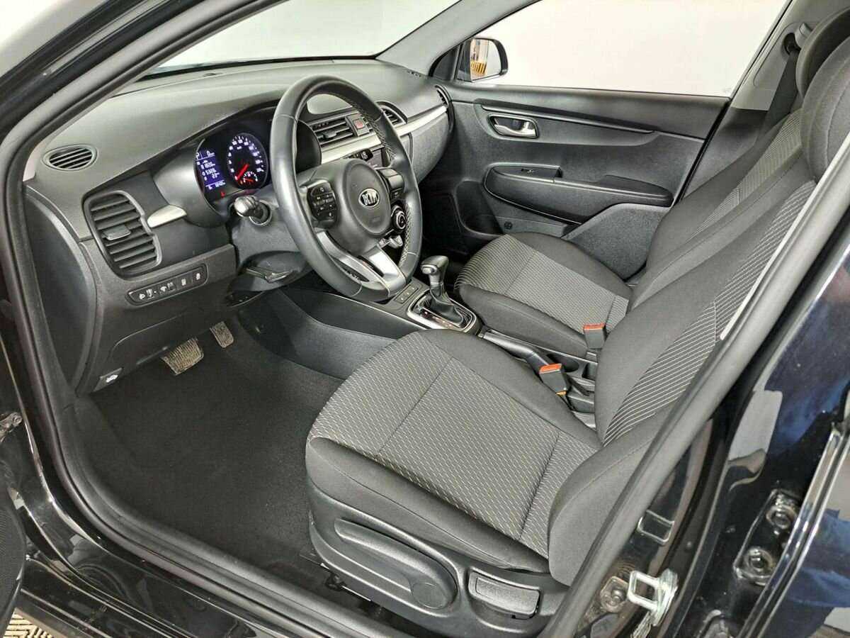 Kia Rio X-Line, 2019 Фото №14