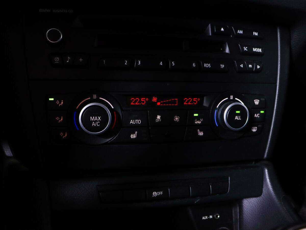 BMW X1 18i, 2013 Фото №16