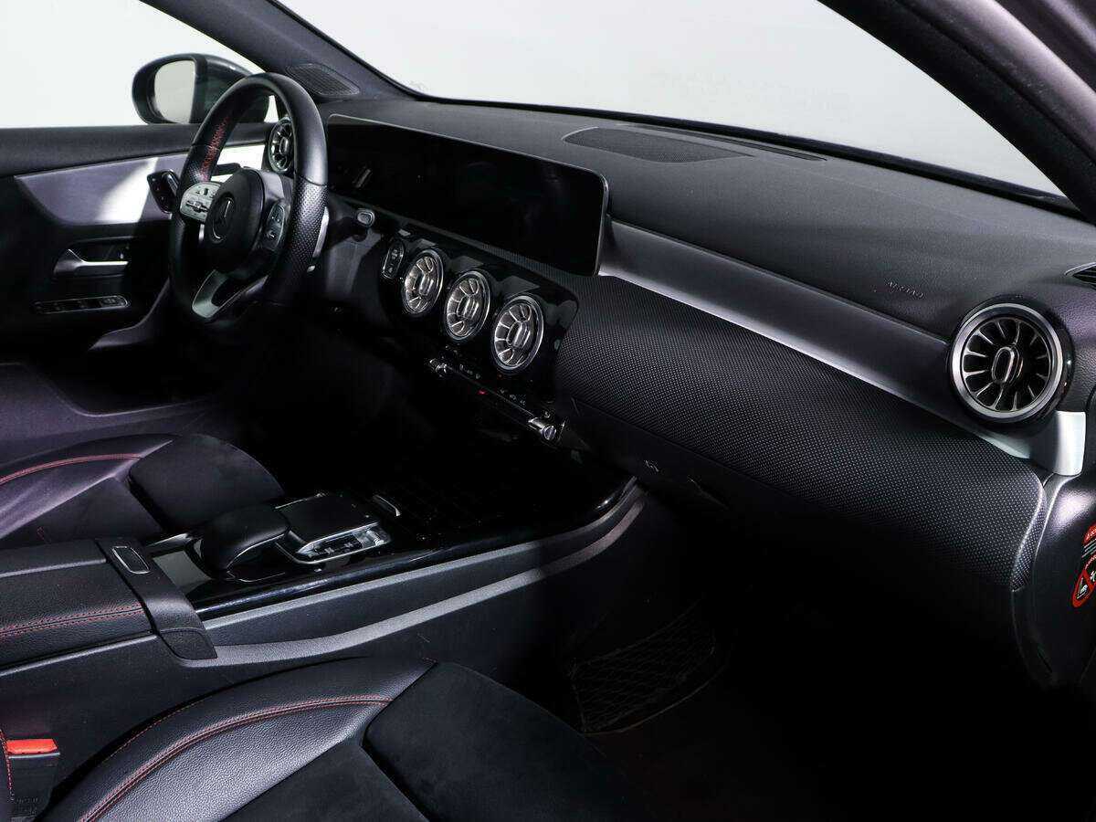Mercedes-Benz A-Класс 200, 2019 Фото №9
