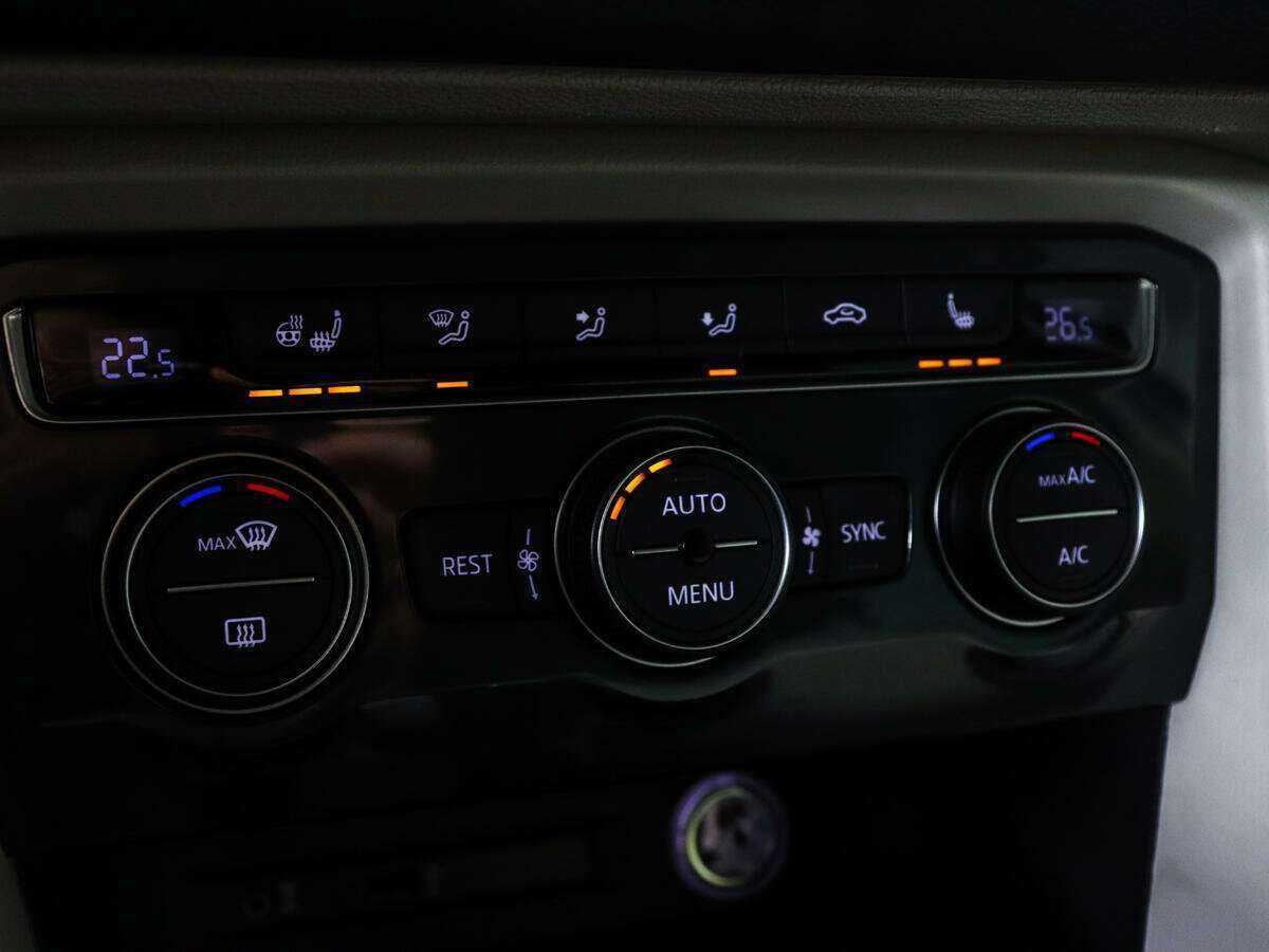 Volkswagen Tiguan, 2017 Фото №15