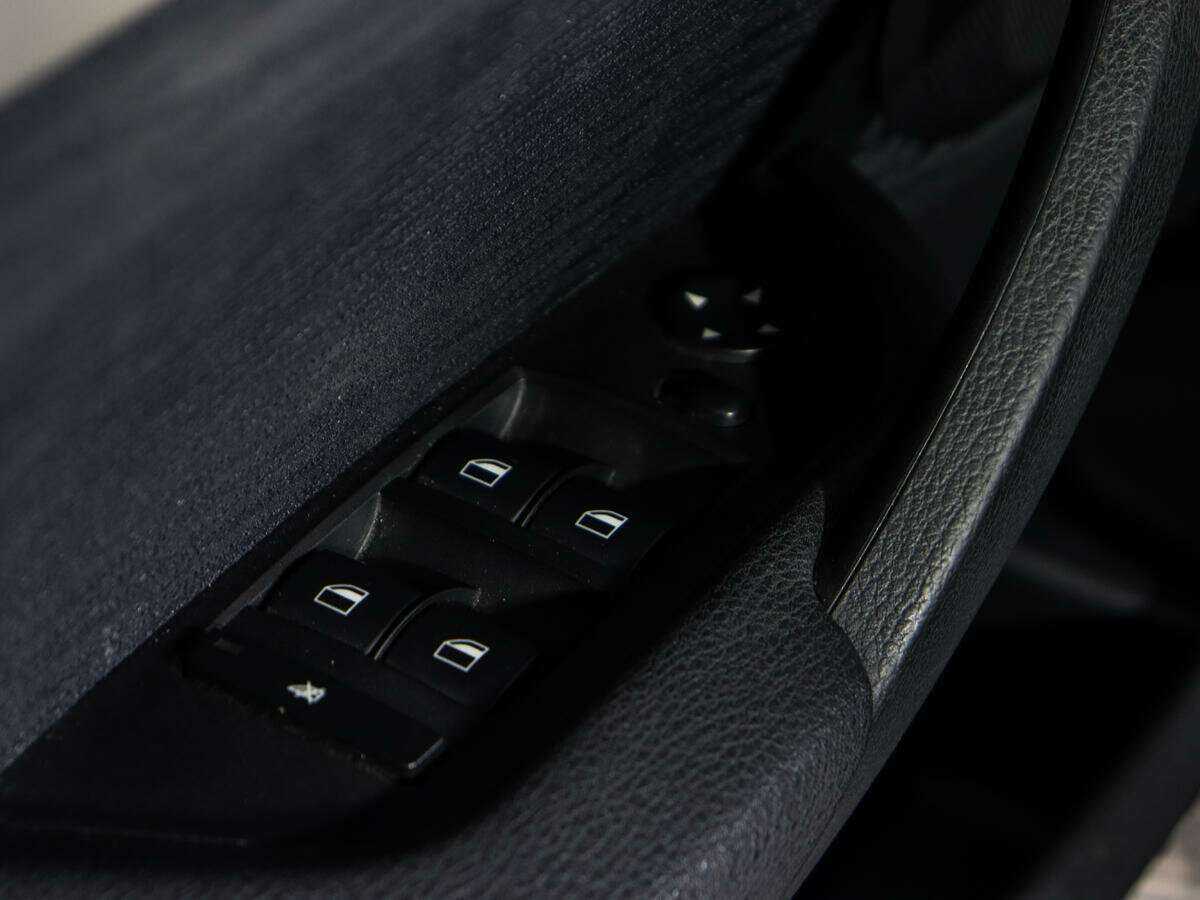 BMW X1 18i, 2012 Фото №13