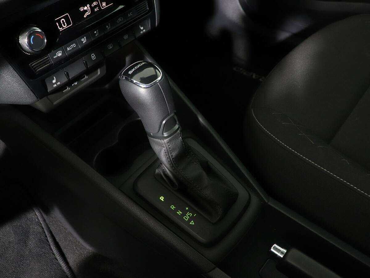 Skoda Rapid, 2020 Фото №15