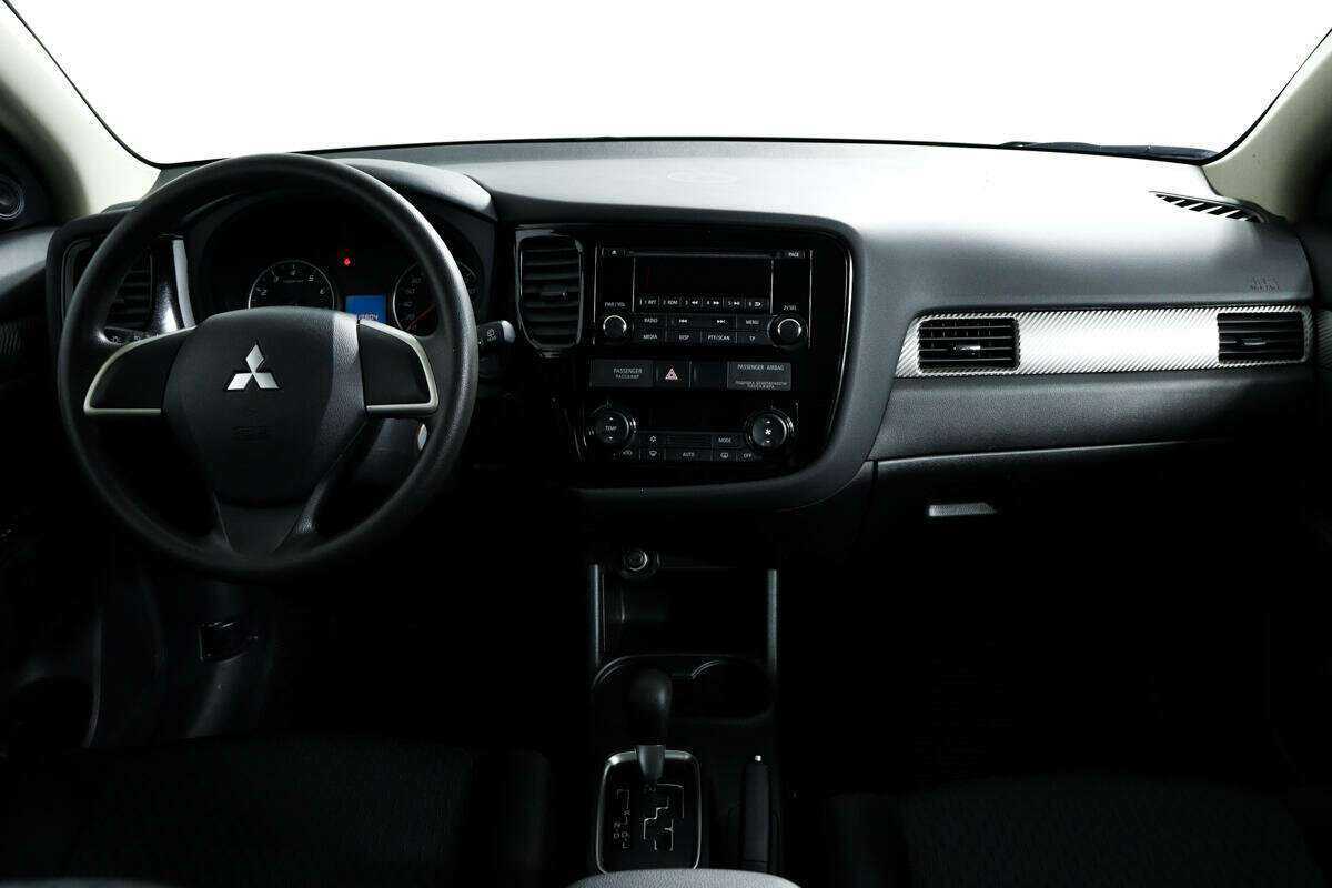 Mitsubishi Outlander, 2012 Фото №11