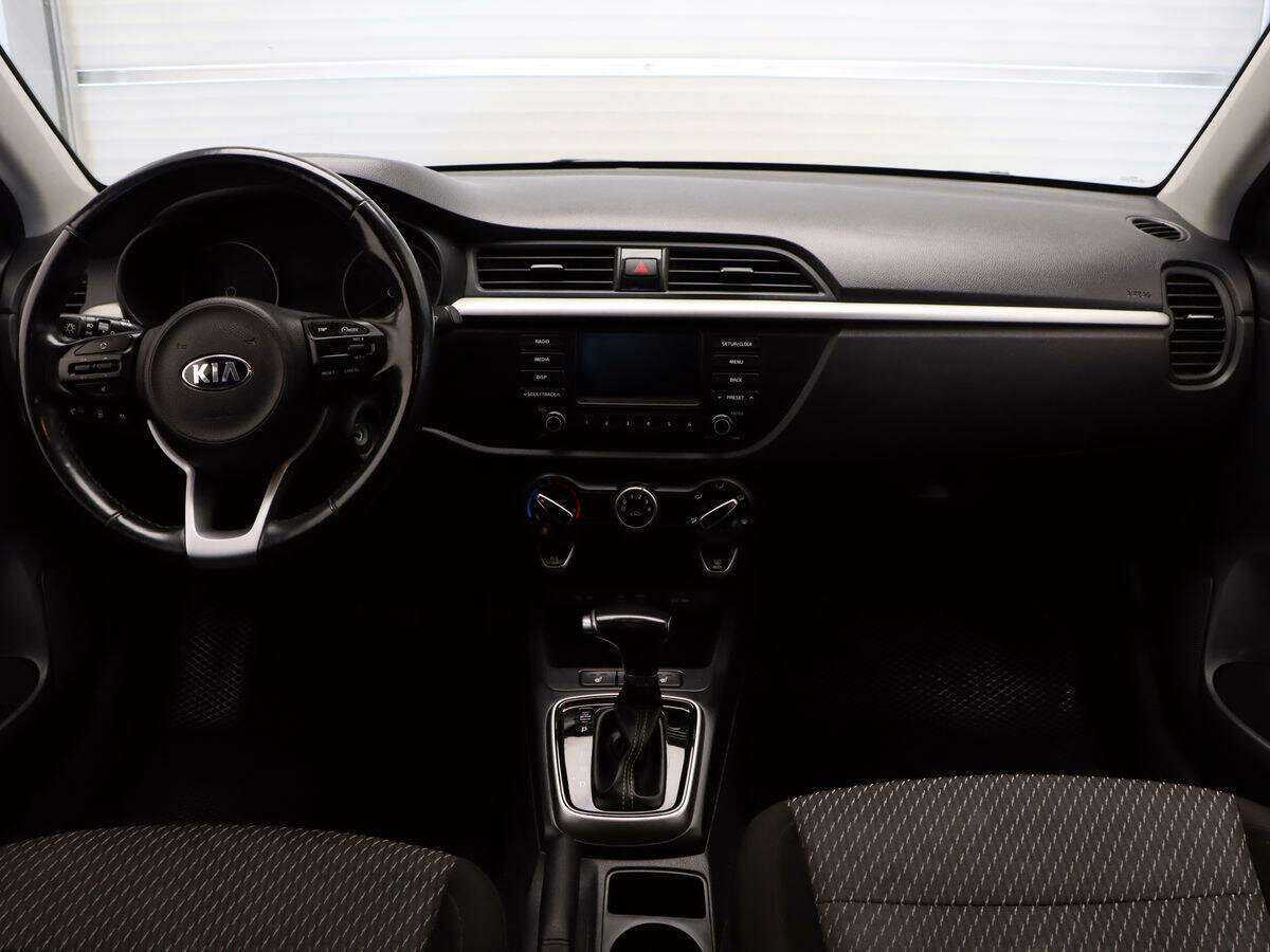 Kia Rio, 2018 Фото №9