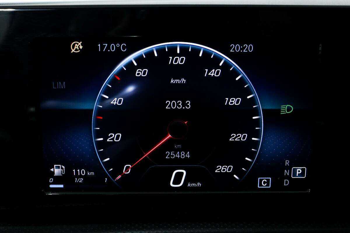 Mercedes-Benz A-Класс 200, 2020 Фото №9