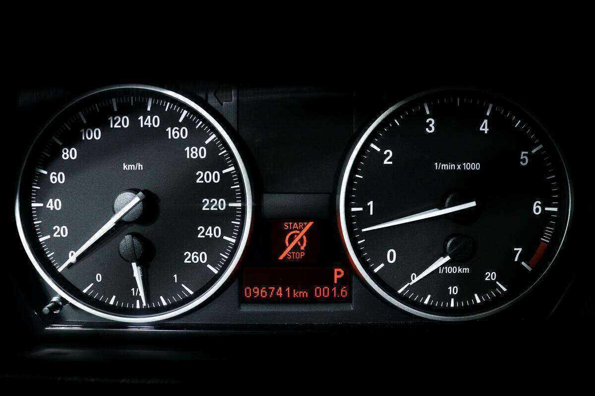 BMW X1 20i, 2013 Фото №10