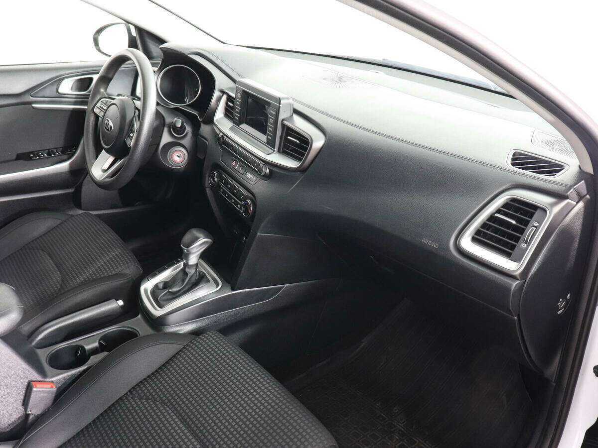 Kia Ceed, 2019 Фото №10