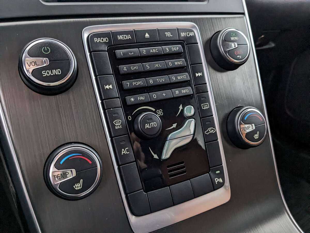 Volvo S60, 2012 Фото №19