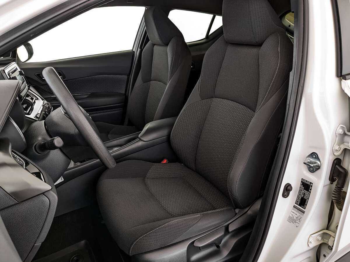 Toyota C-HR, 2019 Фото №15