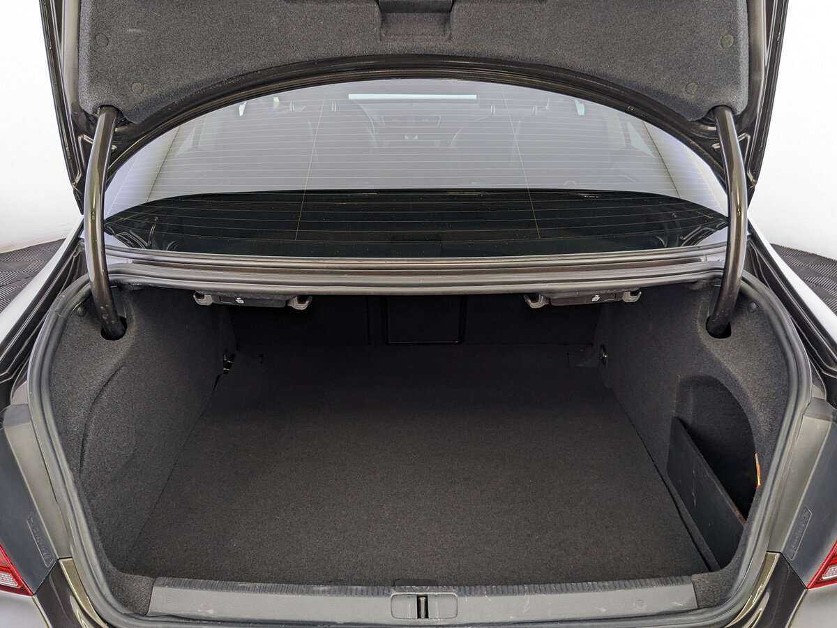 Volkswagen Passat CC, 2012 Фото №10