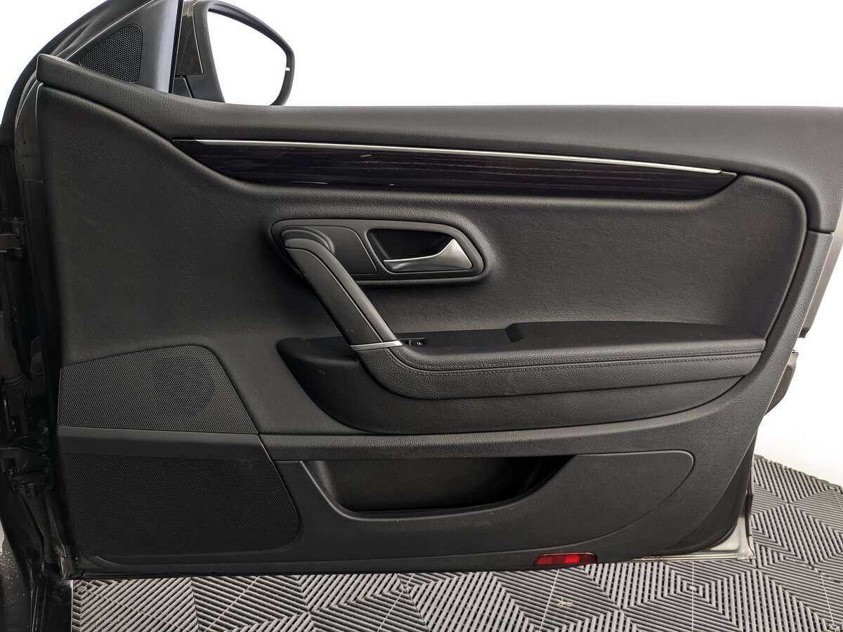 Volkswagen Passat CC, 2012 Фото №22