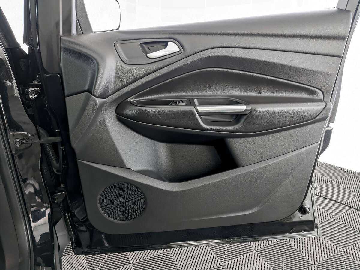 Ford Kuga, 2016 Фото №24