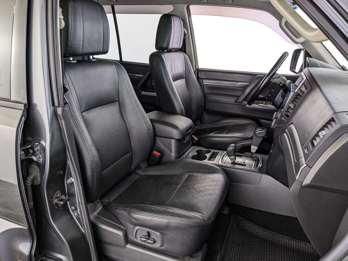 Mitsubishi Pajero, 2013 Фото №24