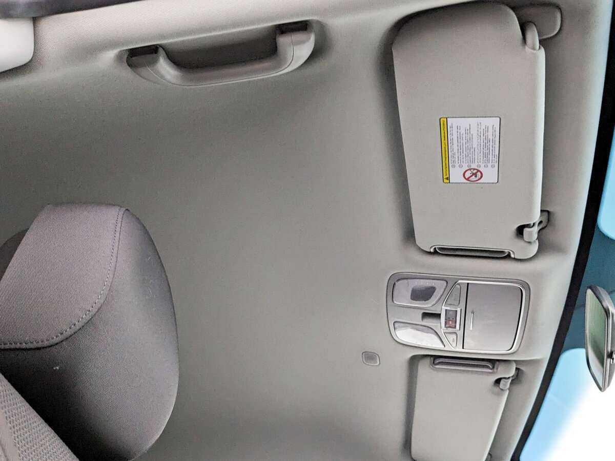 Kia Sorento, 2018 Фото №16