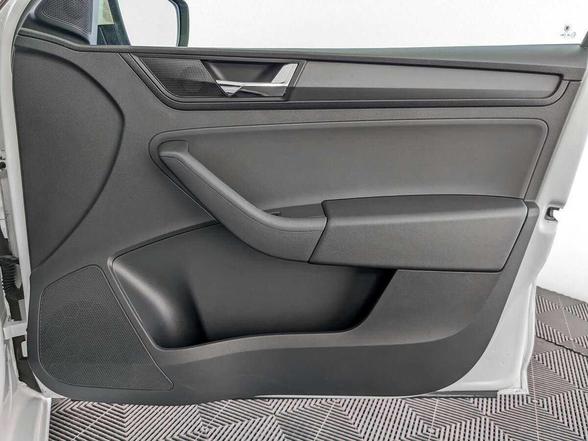 Skoda Rapid, 2018 Фото №24