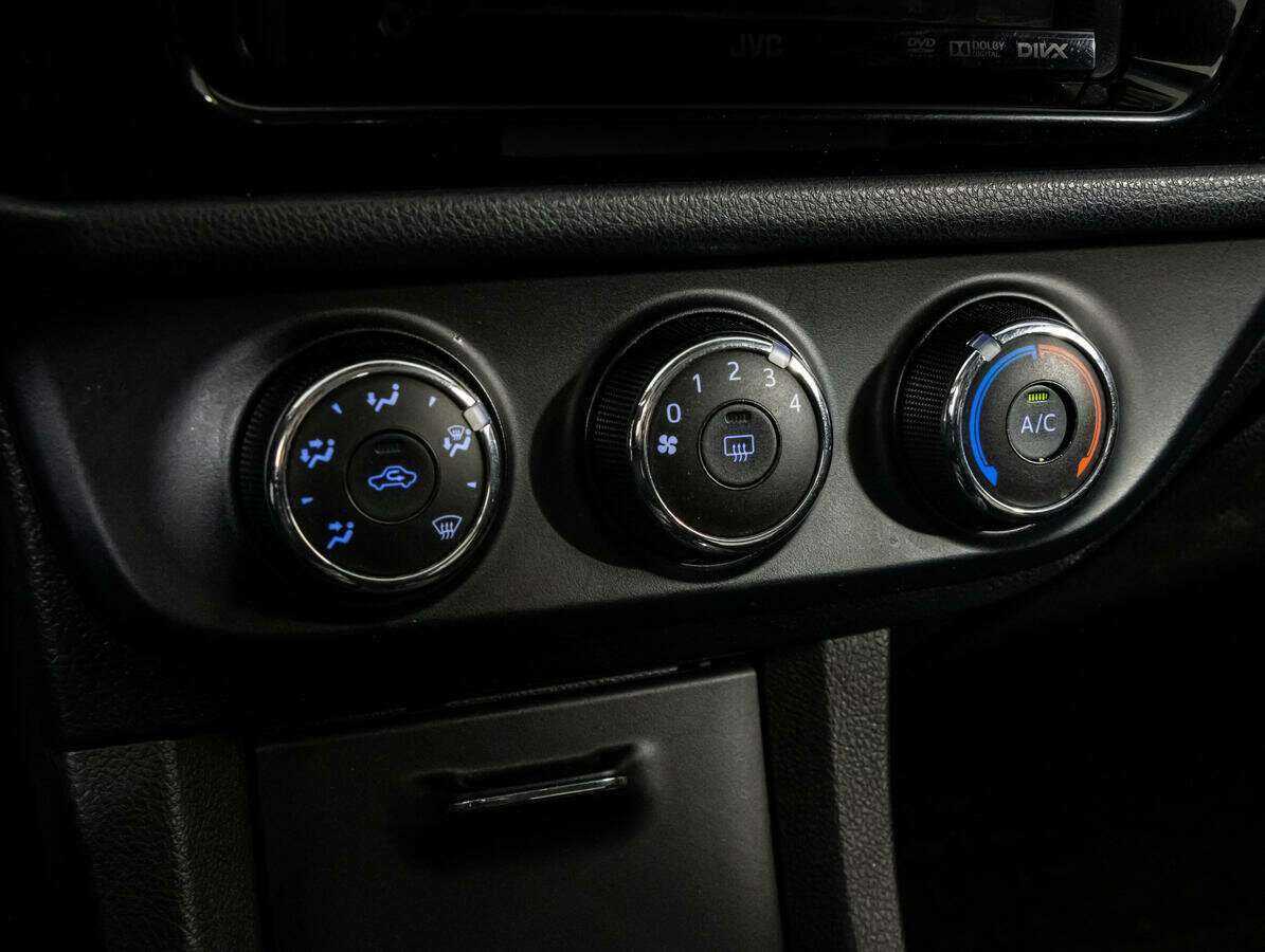 Toyota Corolla, 2014 Фото №11