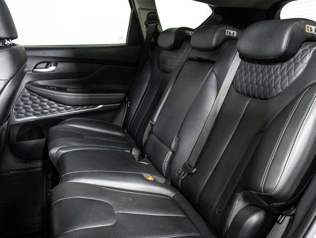 Hyundai Santa Fe, 2019 - 135 980 км. | Фото №8