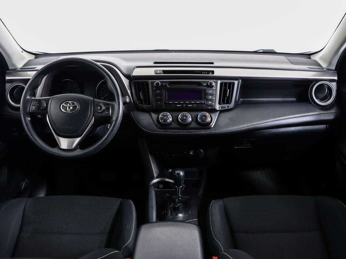 Toyota RAV4, 2017 Фото №10
