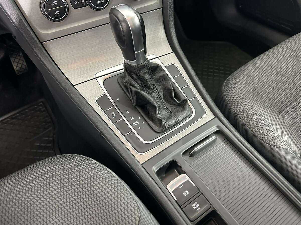 Volkswagen Golf, 2015 Фото №13