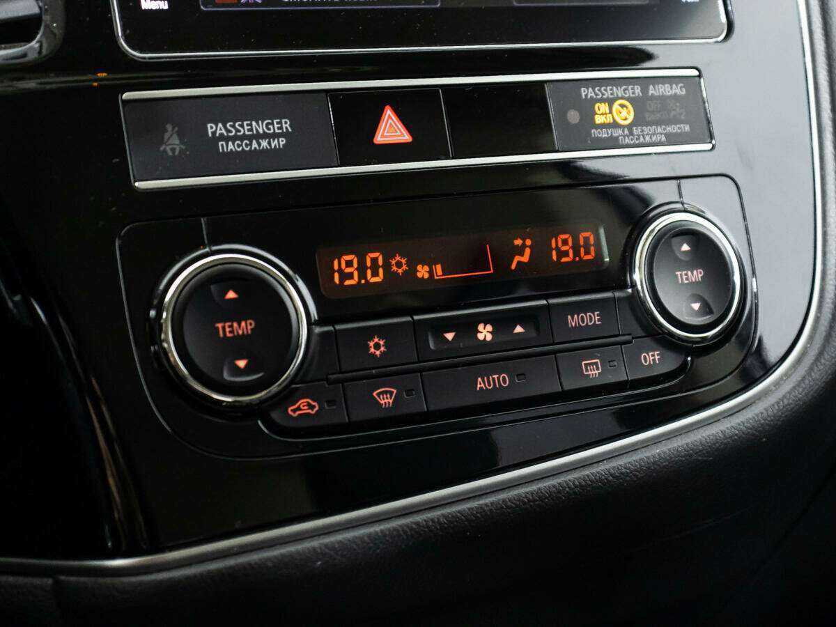 Mitsubishi Outlander, 2019 Фото №17