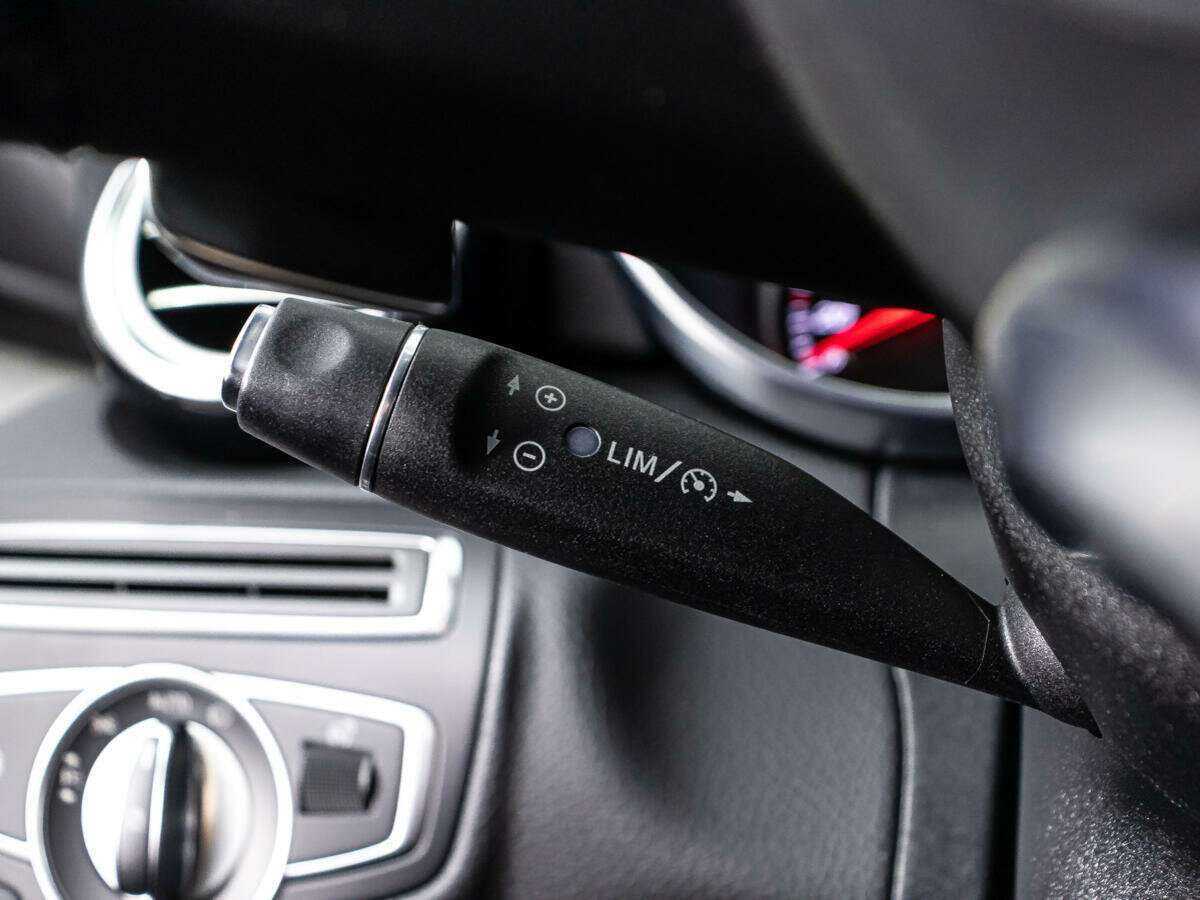 Mercedes-Benz C-Класс 180 9G-TRONIC, 2017 Фото №20