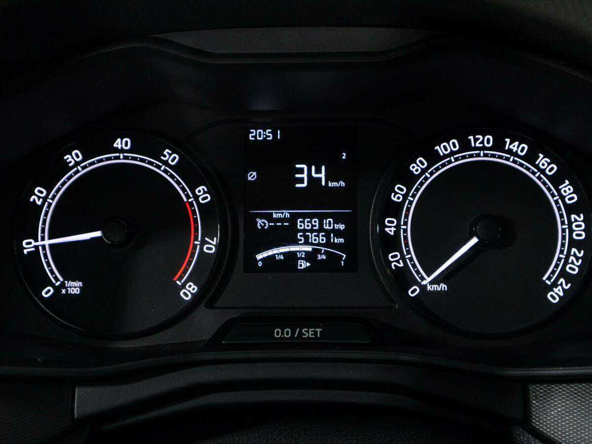 Skoda Rapid, 2021 Фото №12