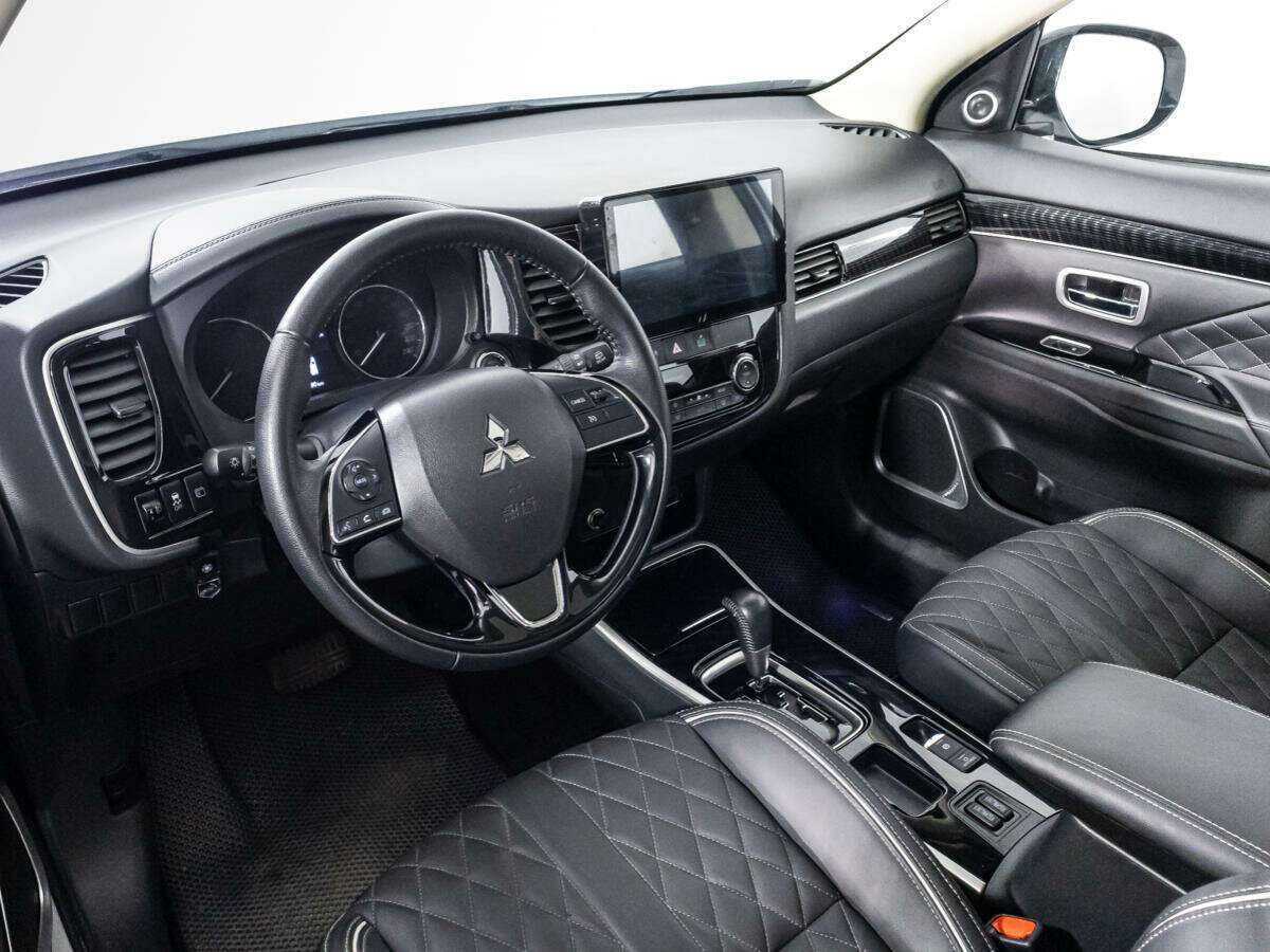 Mitsubishi Outlander, 2022 Фото №10