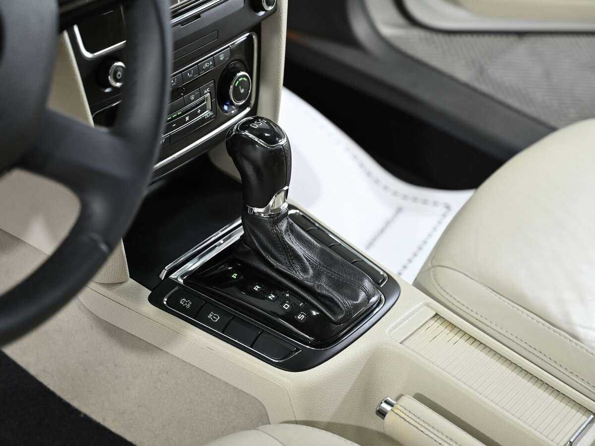 Skoda Superb DSG, 2013 Фото №14