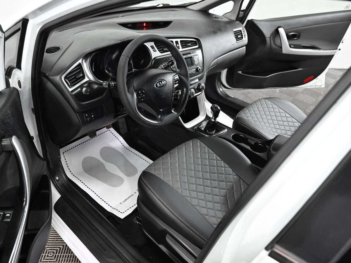 Kia Ceed, 2013 Фото №8