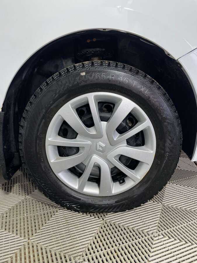 Renault Logan, 2014 Фото №9