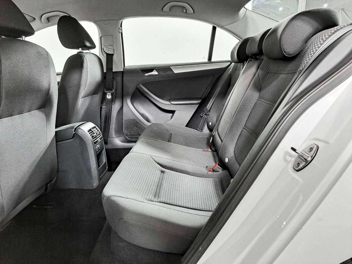 Volkswagen Jetta, 2016 Фото №8
