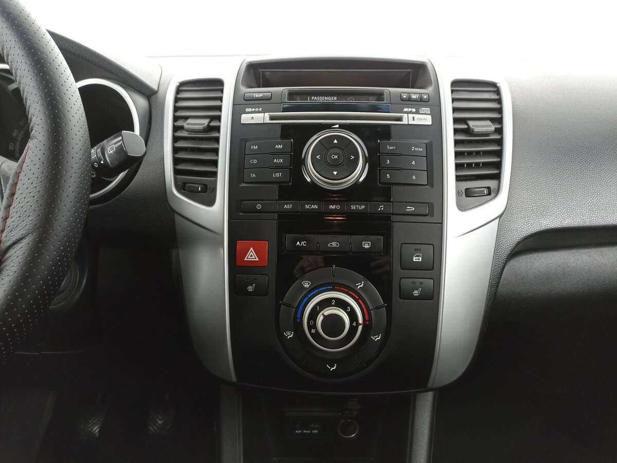 Kia Venga 5-speed, 2014 Фото №11