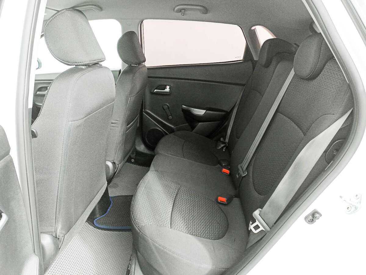 Kia Rio, 2017 Фото №10