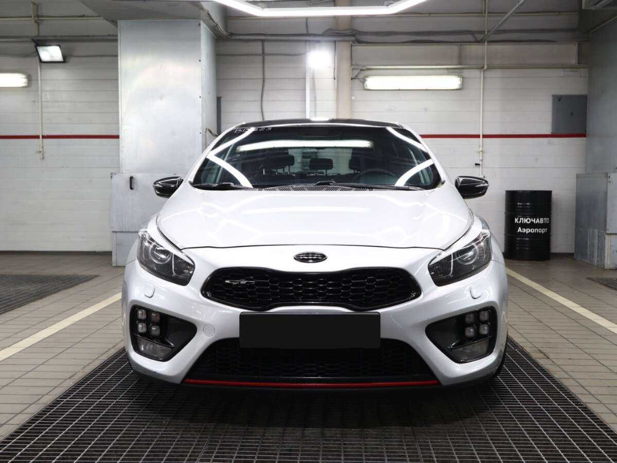 Kia Ceed GT, 2017 - 118 000 км. | Фото №3