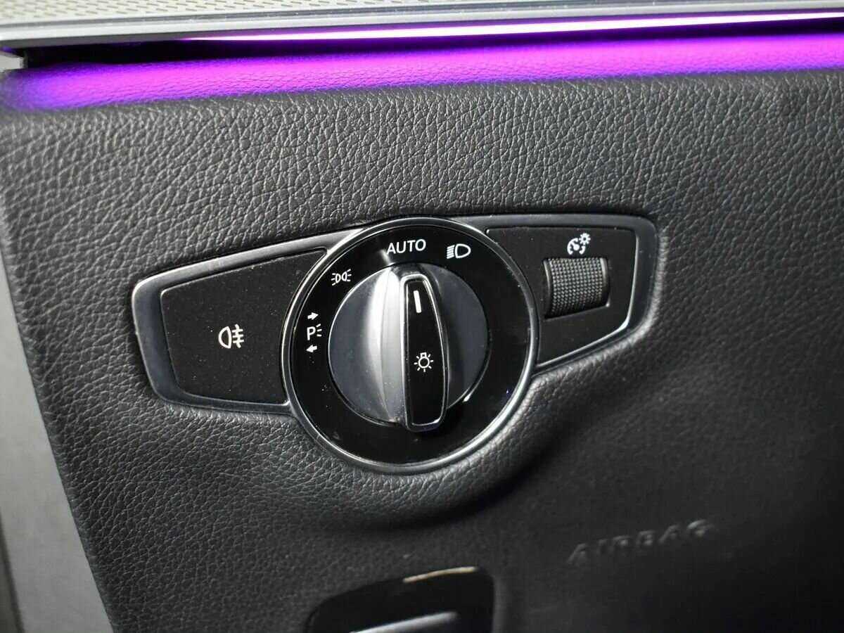 Mercedes-Benz E-Класс 200, 2018 Фото №16