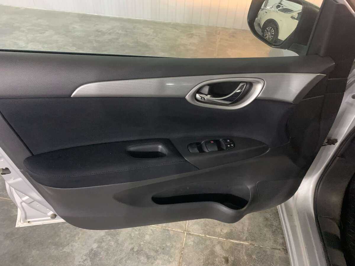 Nissan Tiida, 2015 Фото №15