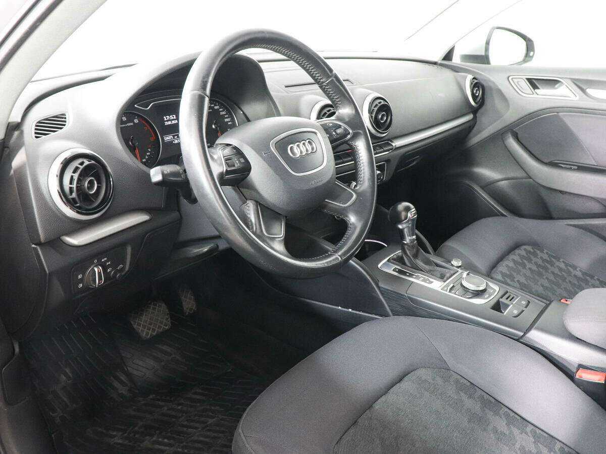 Audi A3, 2013 Фото №9