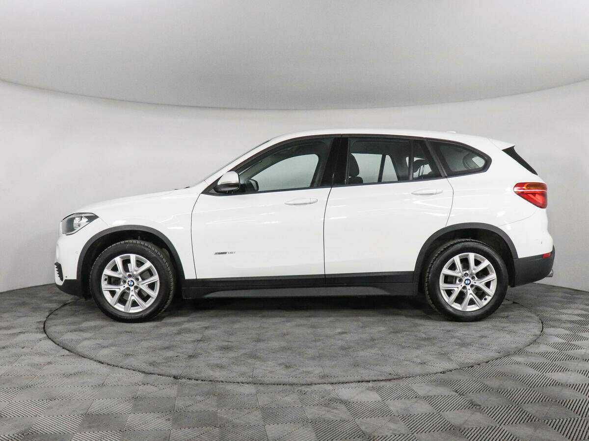 BMW X1 18i sDrive, 2017 Фото №5
