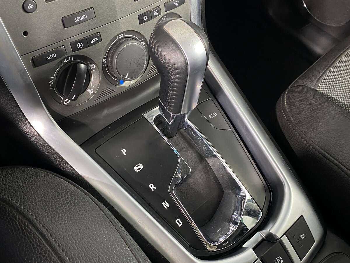 Opel Antara, 2012 Фото №15