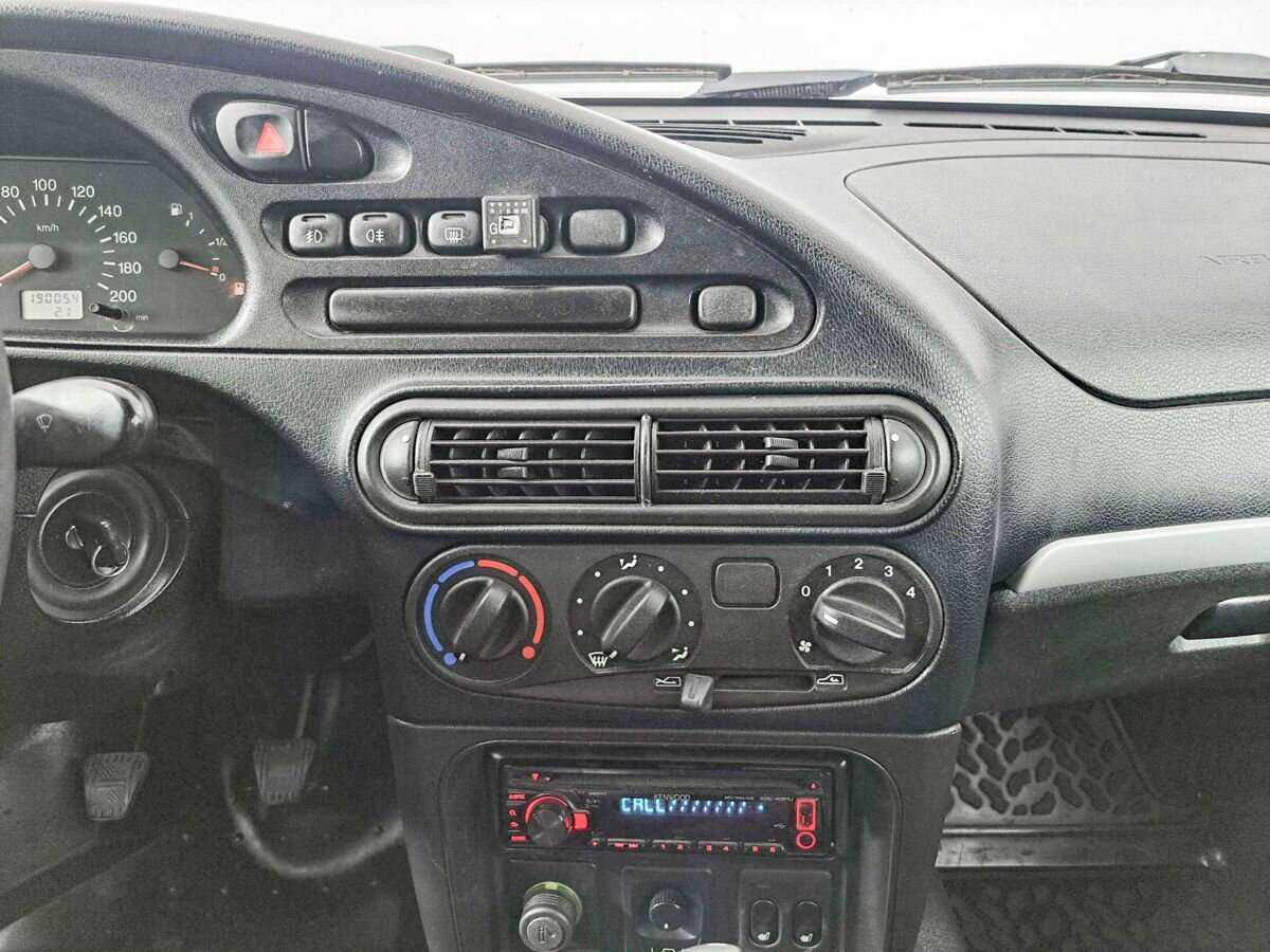 Chevrolet Niva, 2013 Фото №13